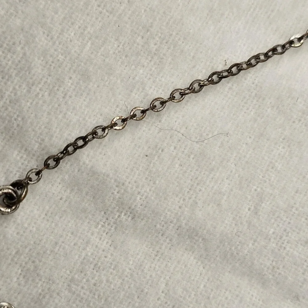 VTG Bow Pendant Necklace Teardrop Crystal Faceted Rhinestones 14‎ Inches Mod